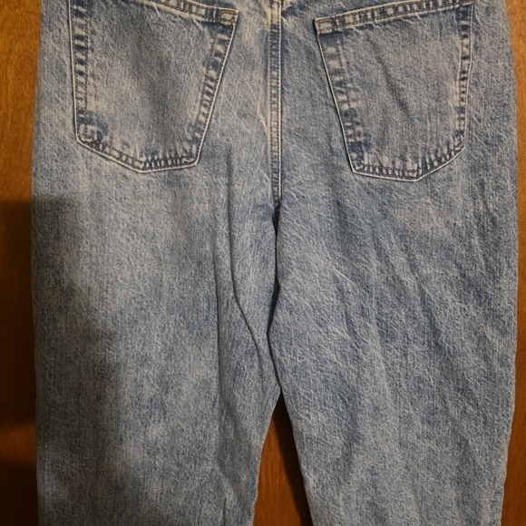 Universal Thread High Rise Light Blue Jeans - Picture 7 of 11